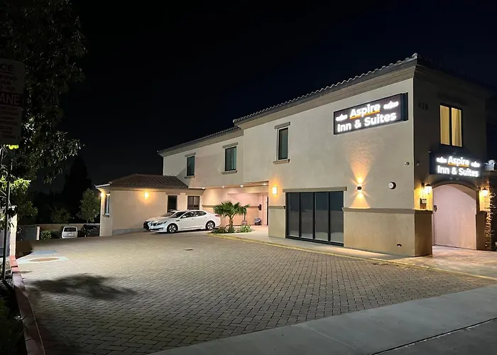 Aspire Inn&Suites