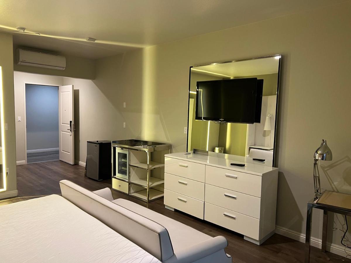 Hotel Aspire & Orange